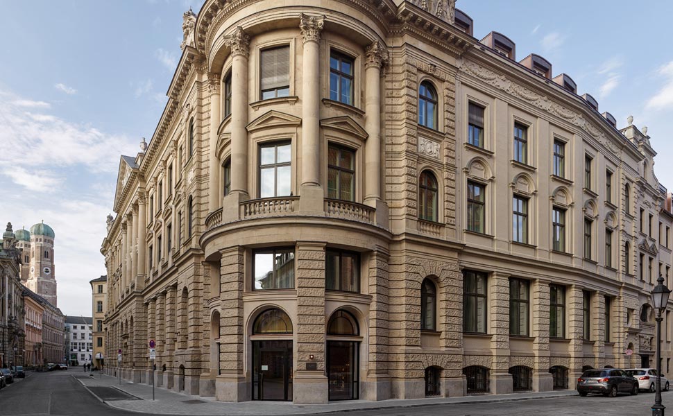 KF1 (Kardinal Faulhaber-Straße 1 & Palais Neuhaus-Preysing)