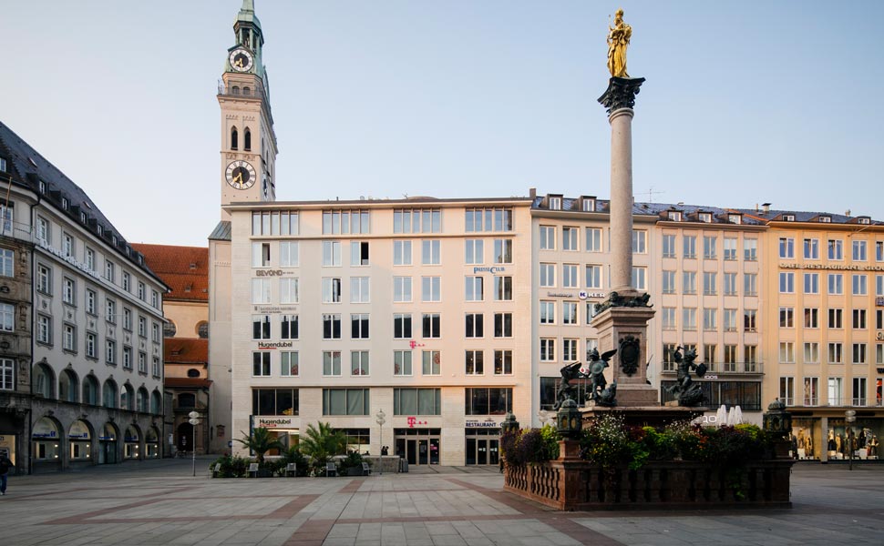 Marienplatz 22