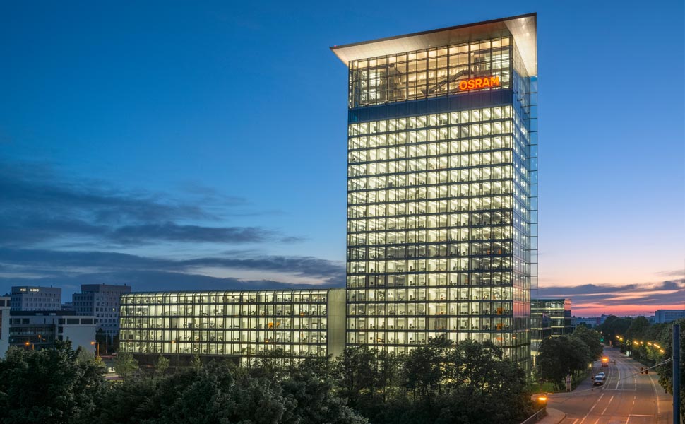 THE m.pire / Skyline Tower